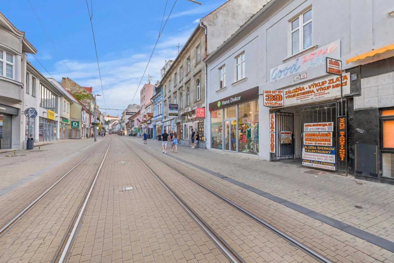Charming Apt In Centre /W Ac Μπρατισλάβα Εξωτερικό φωτογραφία