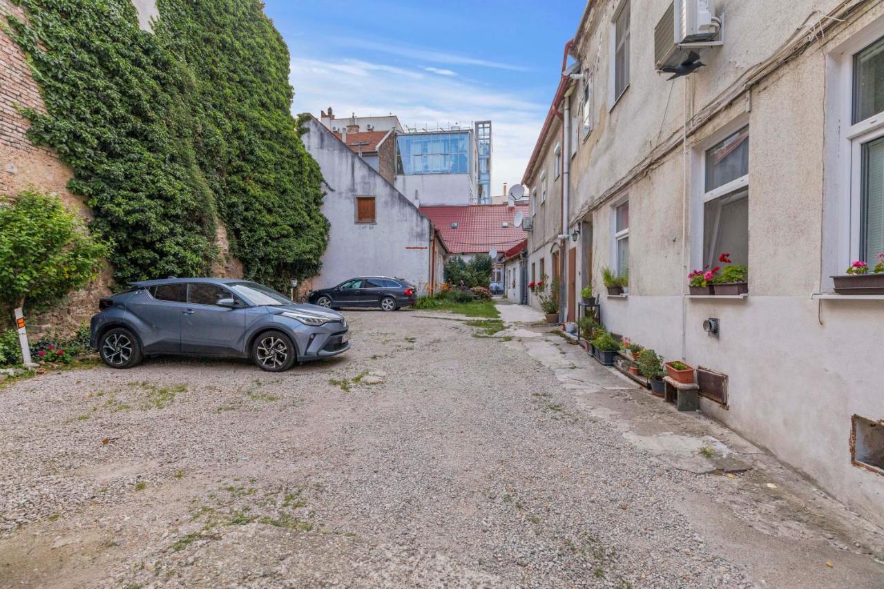 Charming Apt In Centre /W Ac Μπρατισλάβα Εξωτερικό φωτογραφία